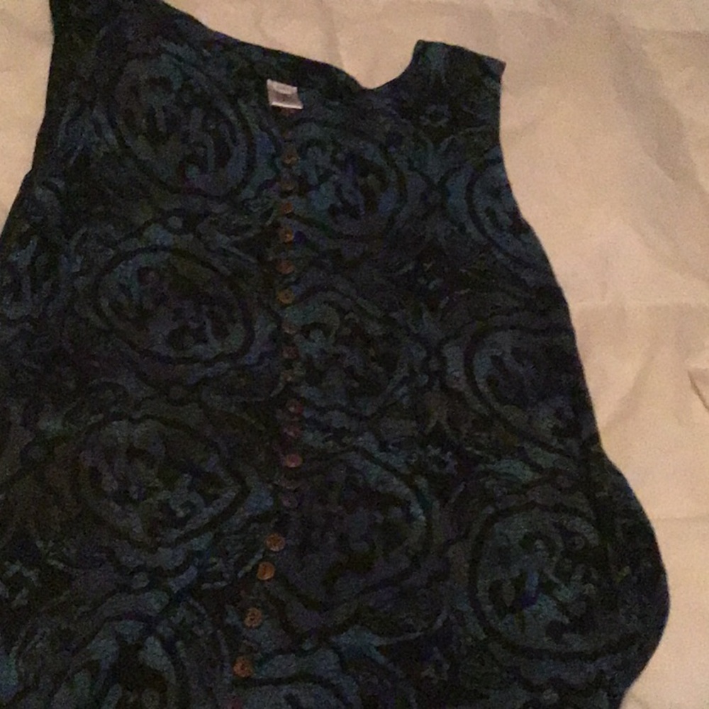 Knee length sleeveless dress